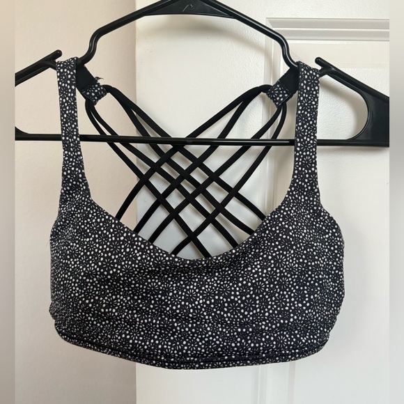Lululemon Free To Be Bra wild 6 - Picture 2 of 9
